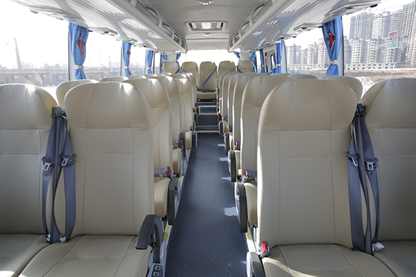 宇通ZK6908HNQ2Z客车（天然气国五24-40座）