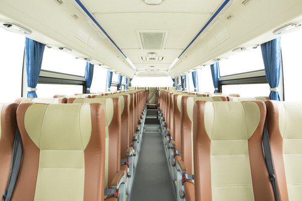 宇通ZK6107HNQ5Y客车（天然气国五24-49座）