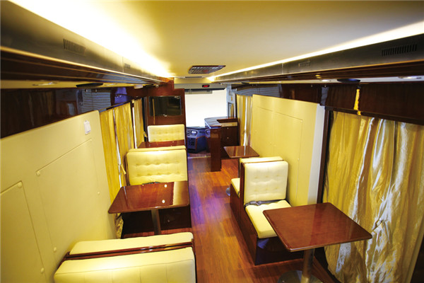 宇通ZK5126XZS5展示车（柴油国五2-9座）