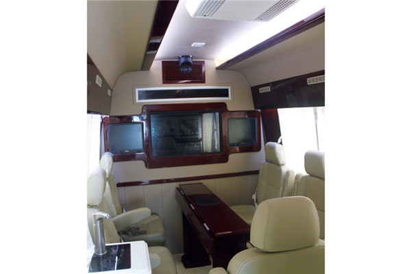 宇通ZK5051XJE1监测车（柴油国五1-4座）