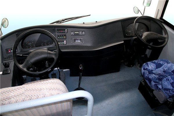 宇通ZK5122XLH5教练车（柴油国五10-23座）