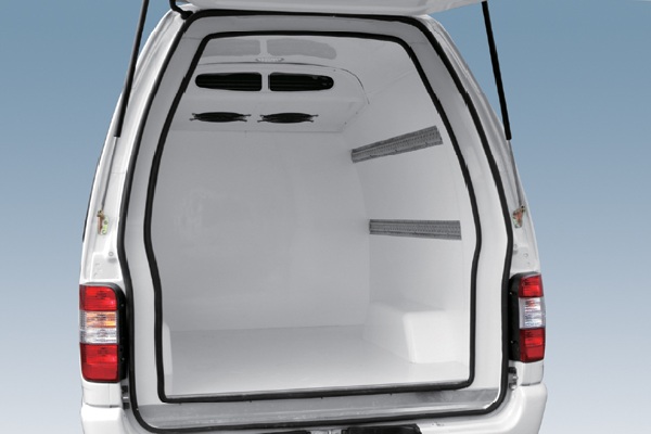 金旅XML5036XLC65E冷藏车（汽油国五2-5座）