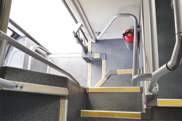 金旅XML6128J55N客车（天然气国五24-55座）