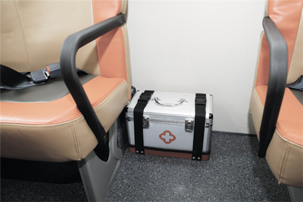 金旅XML6601J25YXC幼儿专用校车（柴油国五24-27座）