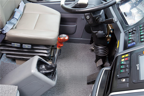 金龙XMQ6115AYN5S客车（天然气国五24-55座）