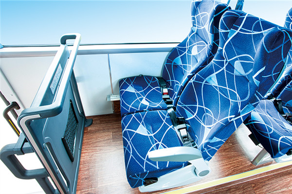 金龙XMQ6115AYN5C客车（天然气国五24-55座）