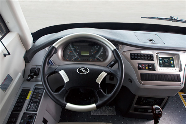 金龙XMQ6129FYN5B客车（天然气国五24-51座）