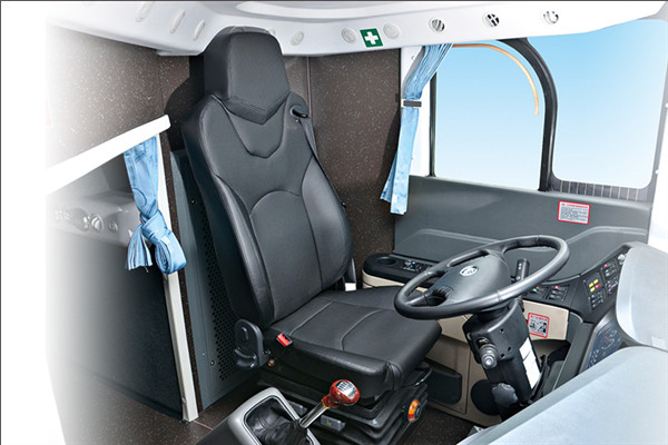 金龙XMQ6125CYD5A客车（柴油国五24-54座）