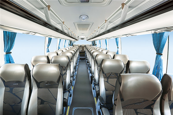 金龙XMQ6125CYN5C客车（天然气国五24-62座）