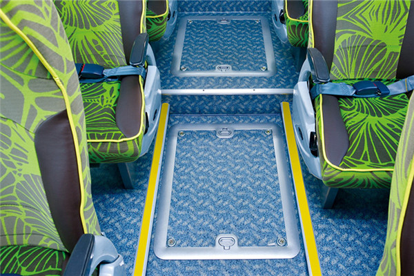 金龙XMQ6125HYN5D客车（天然气国五24-57座）