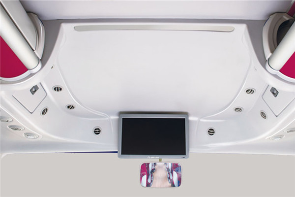 金龙XMQ6111CYN5B客车（天然气国五24-51座）