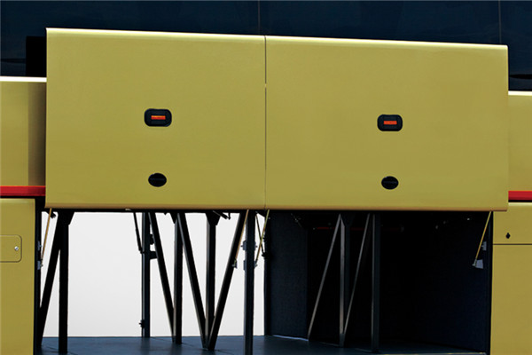 金龙XMQ6140FYD5C客车（柴油国五24-65座）