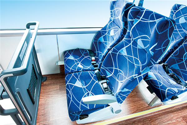 金龙XMQ6998AYN5C客车（天然气国五24-43座）