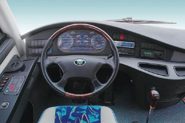 中通LCK6125HQ5A1客车（柴油国五25-56座）