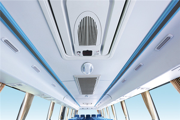 金龙XMQ6112AYD5D客车（柴油国五24-52座）