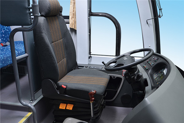 金龙XMQ6112AYN5D客车（天然气国五24-52座）