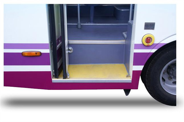 少林SLG6668C5GE公交车（柴油国五10-25座）