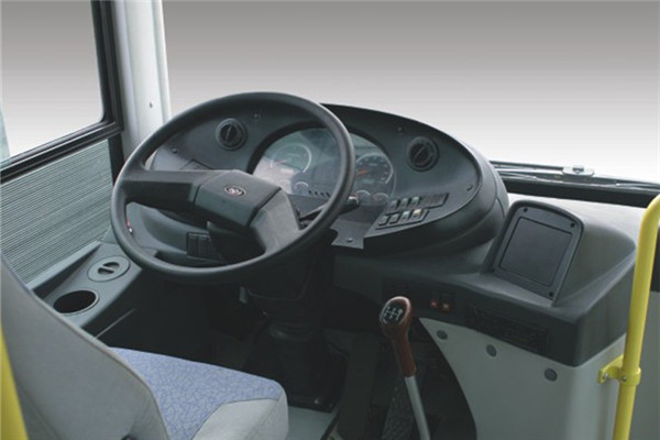 黄海DD6109B50N公交车（天然气国五19-40座）