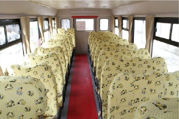 东风DFH6920B2中小学生专用校车（柴油国五24-47座）