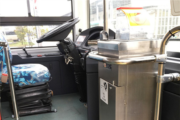 晶马JMV6105GRBEV公交车（纯电动24-35座）