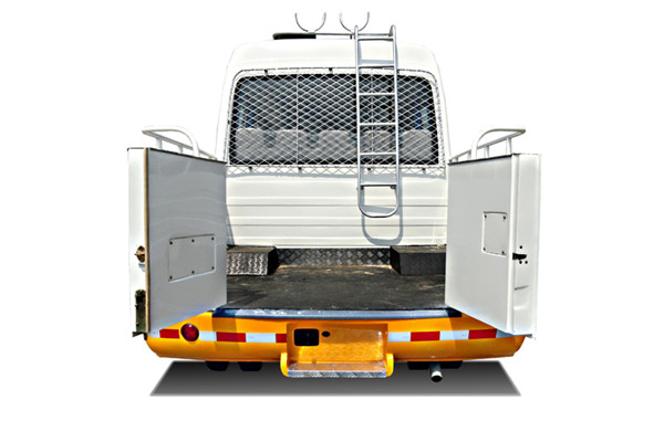 晶马JMV5053XGC工程车（柴油国五10-15座）
