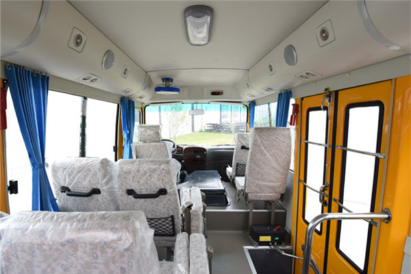 晶马JMV5053XGC工程车（柴油国五10-15座）