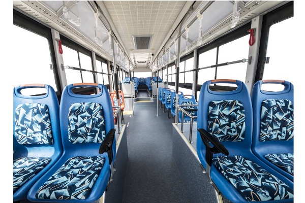 东风超龙EQ6120CBEVT公交车（纯电动10-46座）