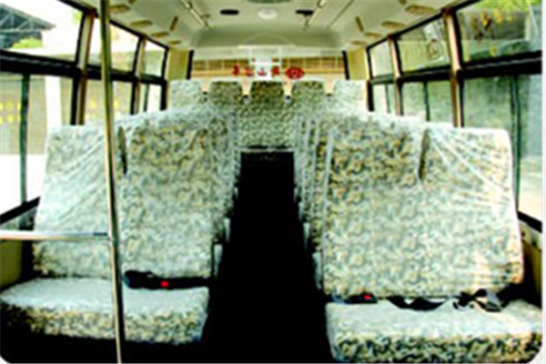 齐鲁BWC6665KAN客车（天然气国五24-27座）