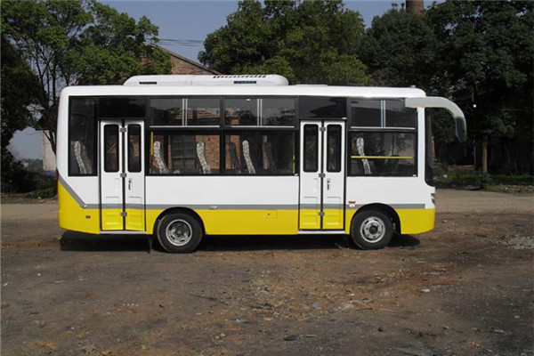 齐鲁BWC6665GA5公交车（柴油国五10-23座）