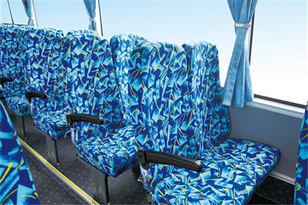 亚星YBL6127GHQCP公交车（天然气国五20-56座）