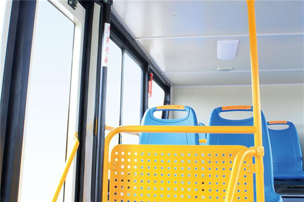 亚星JS6111SHCP双层公交车（天然气国五24-76座）