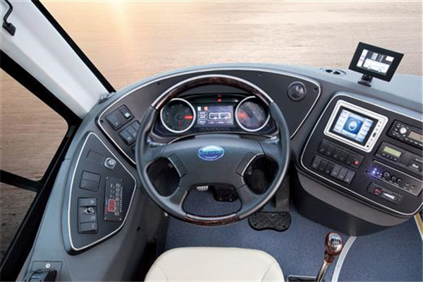 亚星YBL6855H1QP客车（柴油国五24-38座）