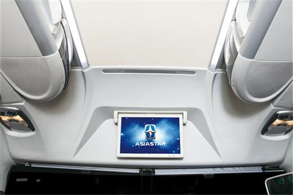 亚星YBL6905H2QP客车（柴油国五24-40座）