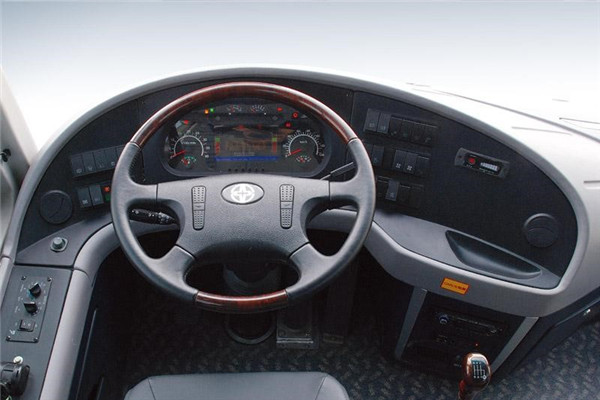 亚星YBL6121HQCP客车（天然气国五24-69座）