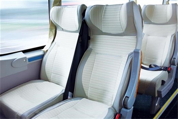 亚星YBL6148H2QCP2客车（天然气国五24-69座）