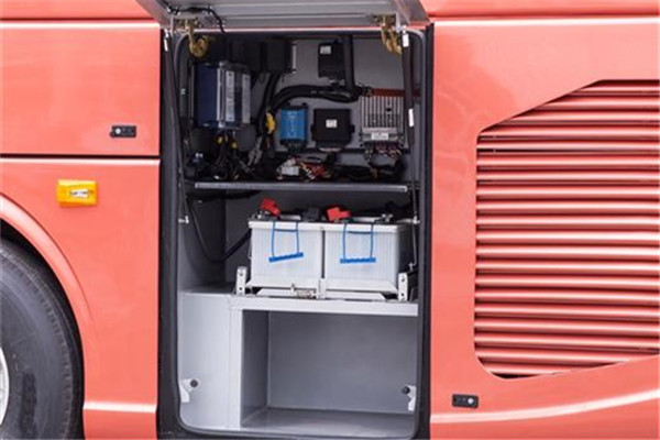 亚星YBL6125H2QCP1客车（天然气国五24-55座）