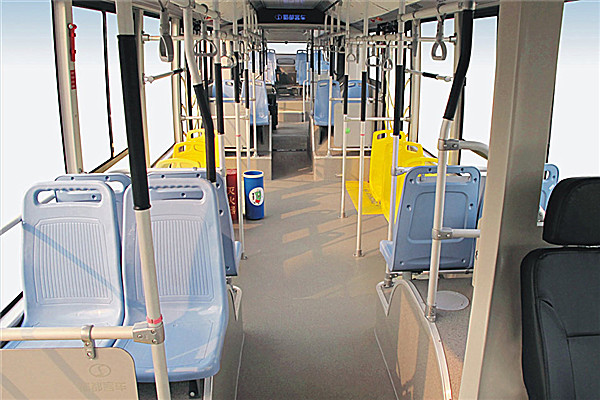 蜀都CDK6182CEG5R铰接公交车（天然气国五17-55座）