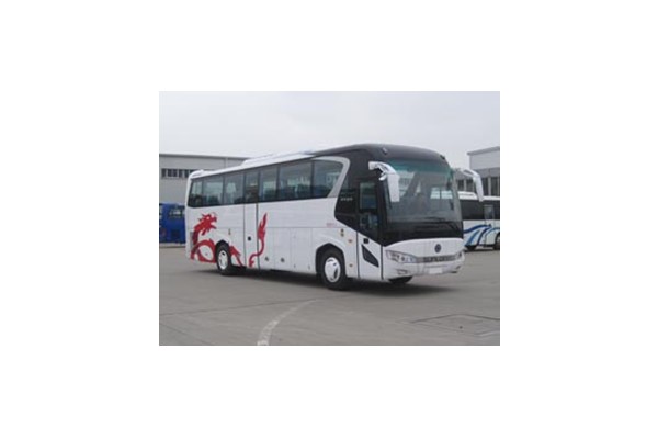 申龙SLK6118GLD5客车（柴油国五24-52座）