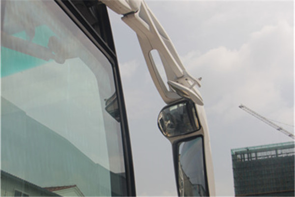 南京金龙NJL6117BEV30客车（纯电动24-48座）