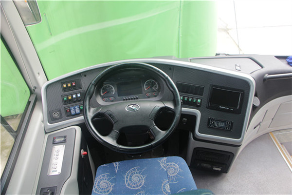 南京金龙NJL6117BEV19客车（纯电动24-53座）