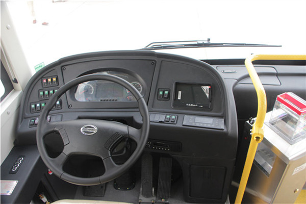 南京金龙NJL6100BEV37公交车（纯电动10-37座）