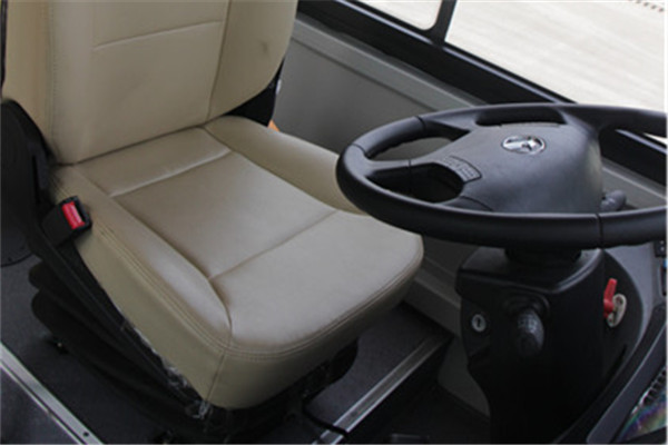 南京金龙NJL6680BEV22公交车（纯电动10-25座）