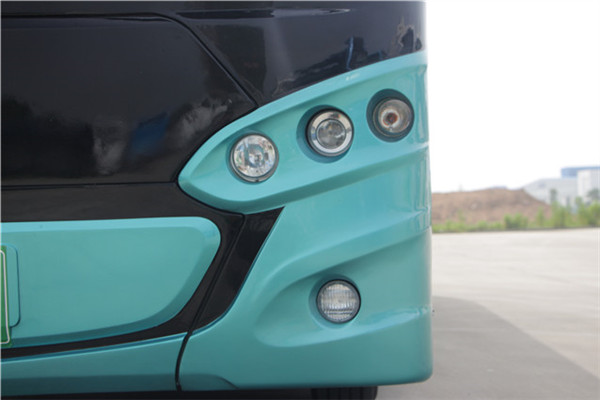 南京金龙NJL6680BEV24公交车（纯电动10-19座）