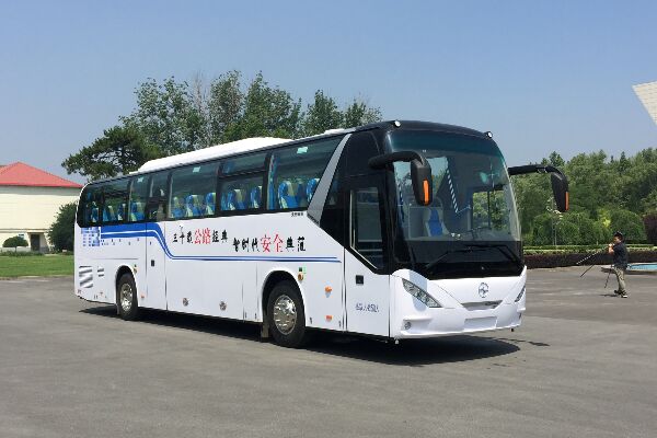 北方BFC6120T1D5J客车（柴油24-55座）