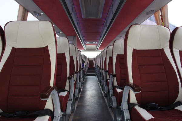 豪沃JK6117H5A客车（柴油国五24-48座）