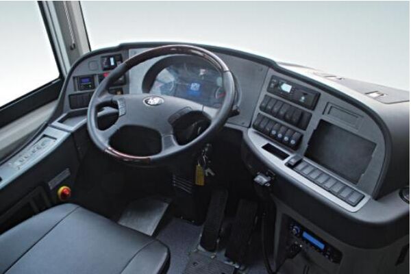 中通LCK6108EV2客车（纯电动24-50座）