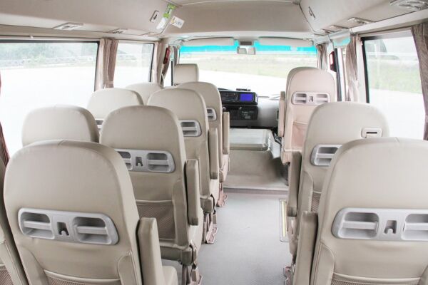 晶马JMV6730CF客车（柴油国五10-23座）