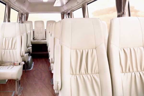 晶马JMV6730CF客车（柴油国五10-23座）