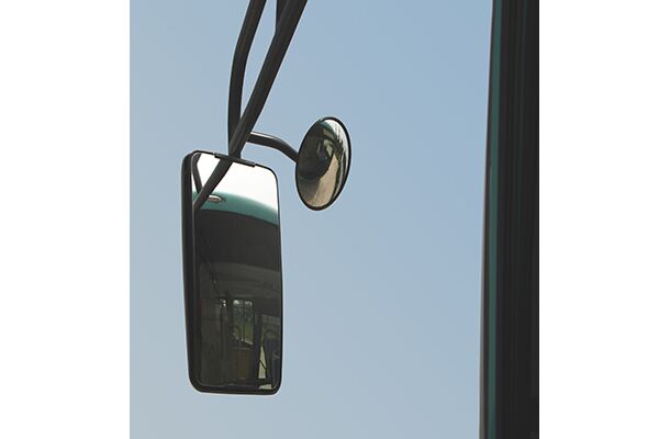 南京金龙NJL6680BEV8公交车（纯电动10-25座）