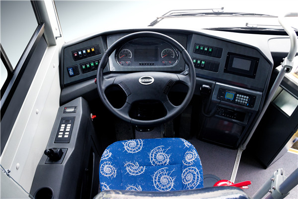 南京金龙NJL6809EV2公交车（纯电动13-28座）